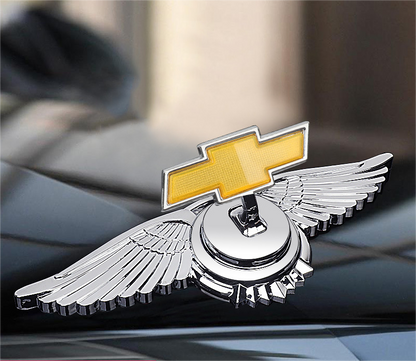 Emblemat na maskę samochodu z logo